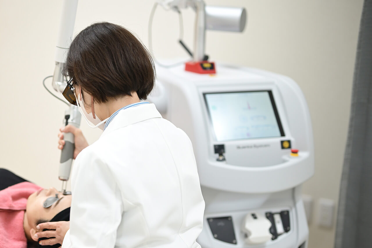 女性医師による皮膚科診療